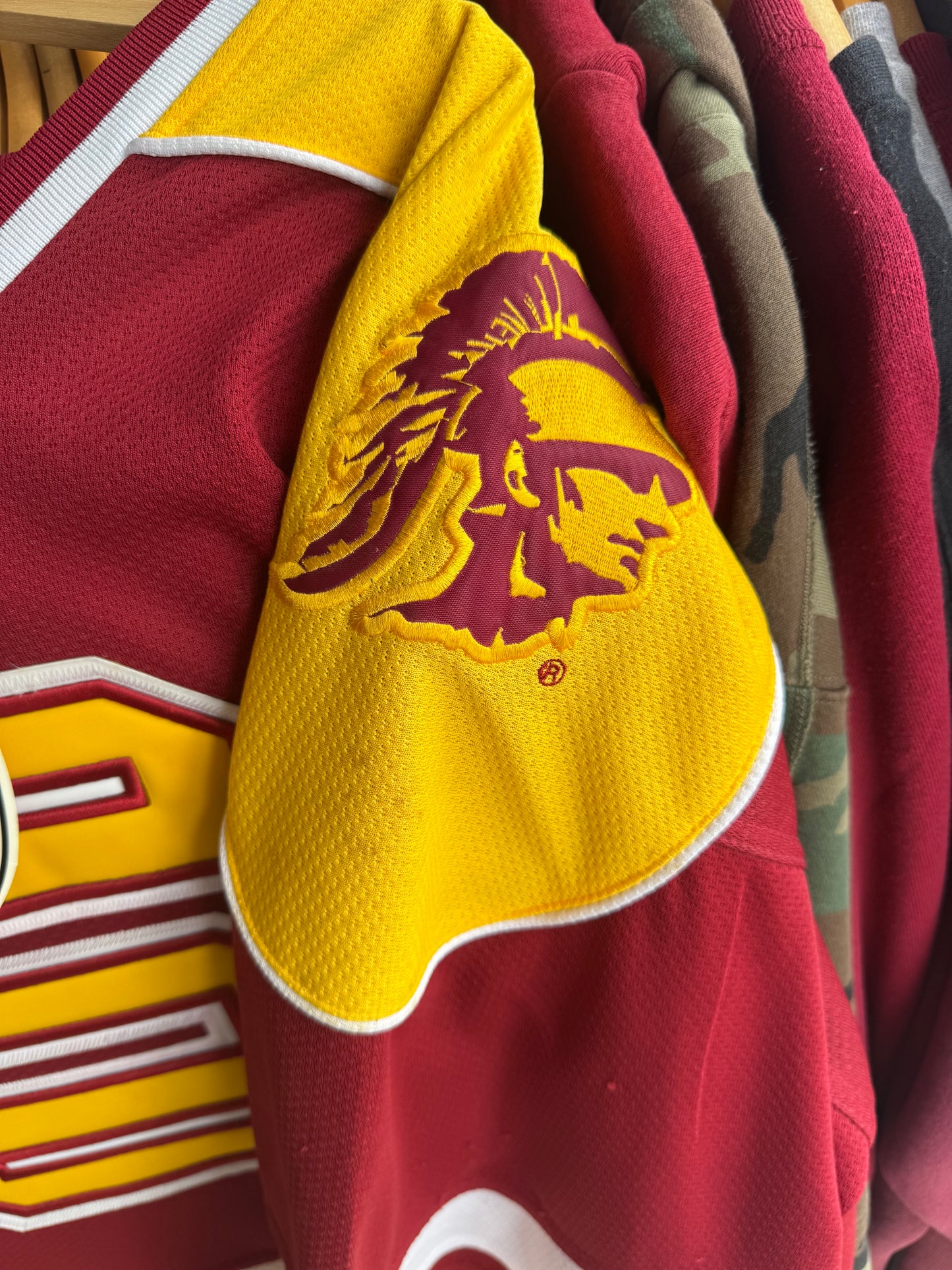 Vintage USC Trojans Hockey Jersey XL NWT